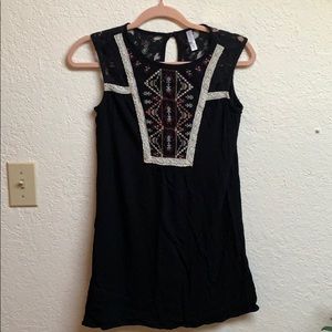 Black Sleeveless too